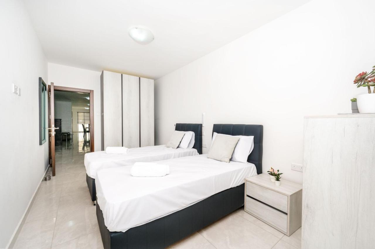 Vela Blu Apartments - Rose Court 그지라 외부 사진