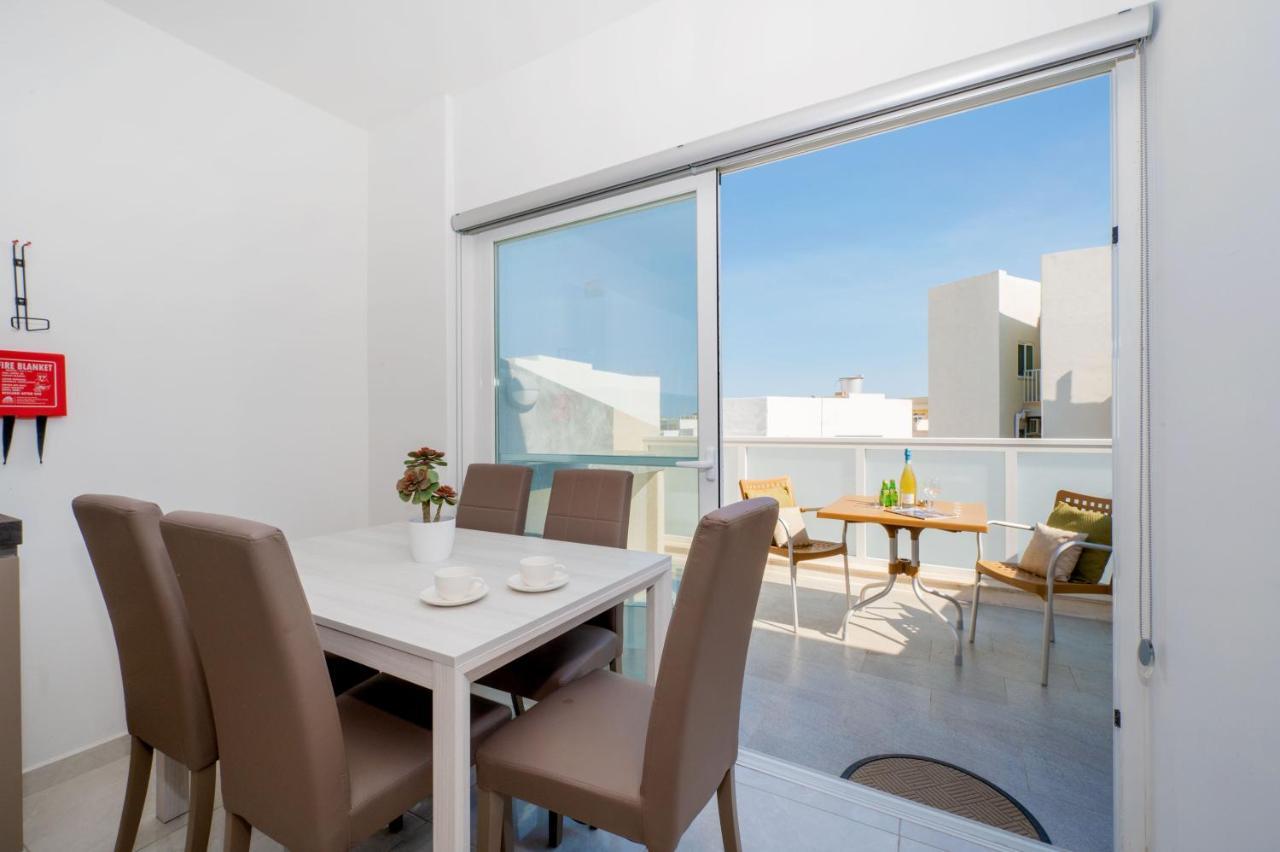 Vela Blu Apartments - Rose Court 그지라 외부 사진